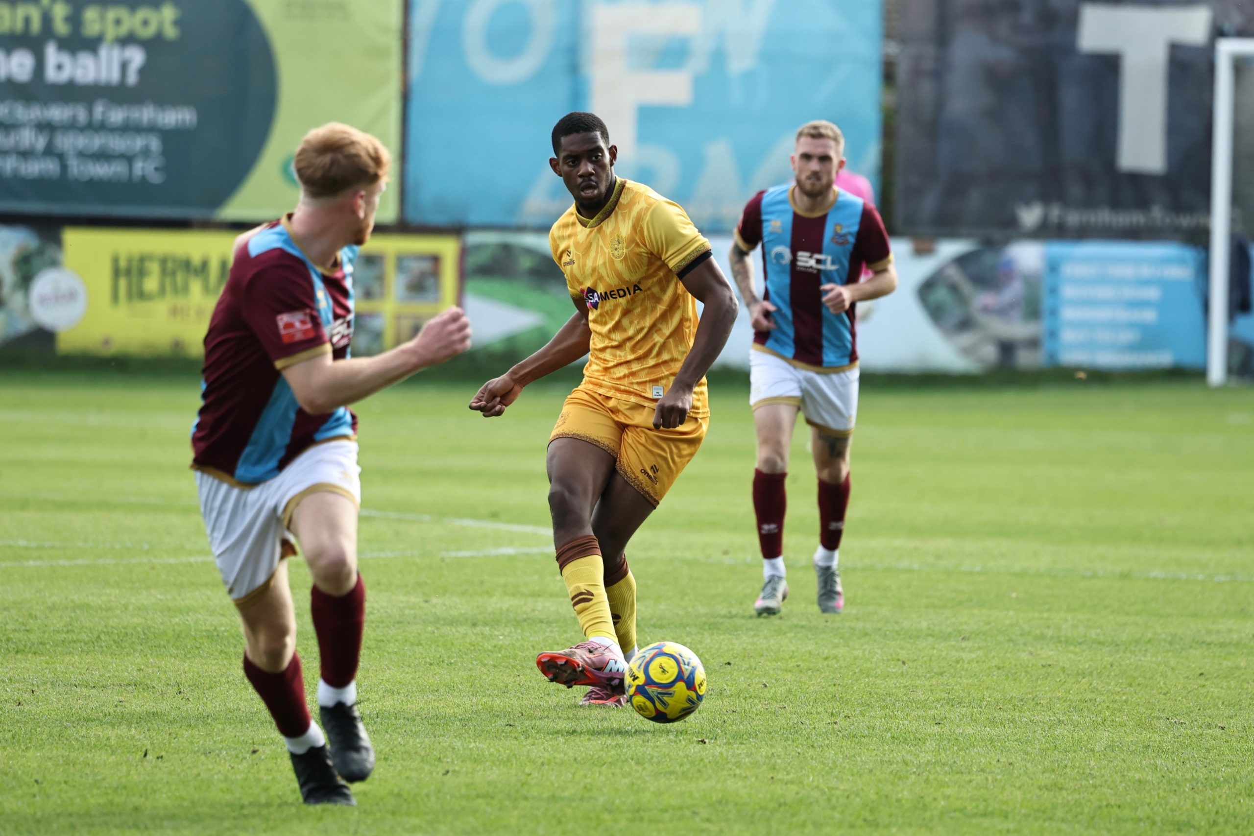 Report Farnham Town 3 3 Sutton United Sutton United Football Club